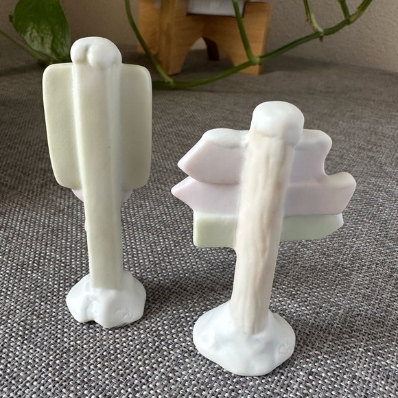 Enesco Precious Moments Sugar Town Signs - Picture 2 of 6